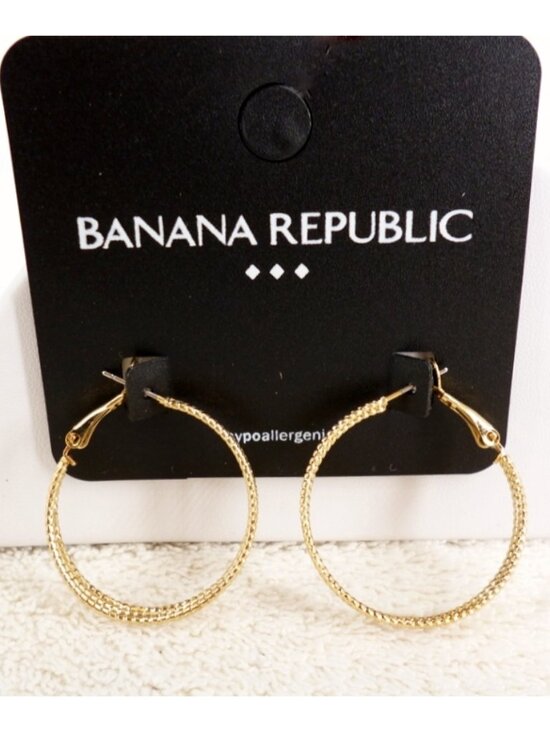 Banana Republic Jewelry - Banana Republic Gold Tone Triple Hoops Textured 1 1/4" New On Card Perfect NOS